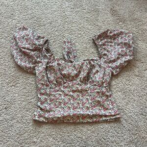 ASTR the Label Womens Floral Smocked Top Medium‎ Puff Sleeve Cropped